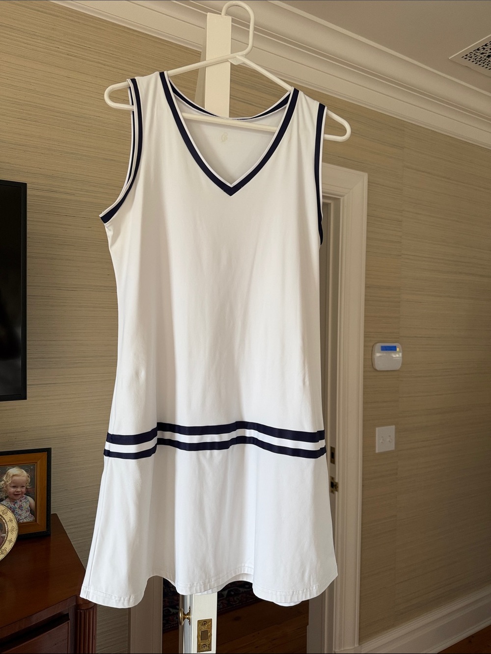 Smith & Quinn White V-Neck Tennis or Pickle Ball Dress with Navy Trim. Size L.